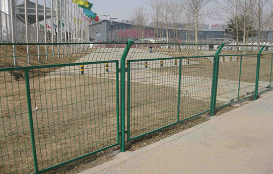 道路防护围栏网
