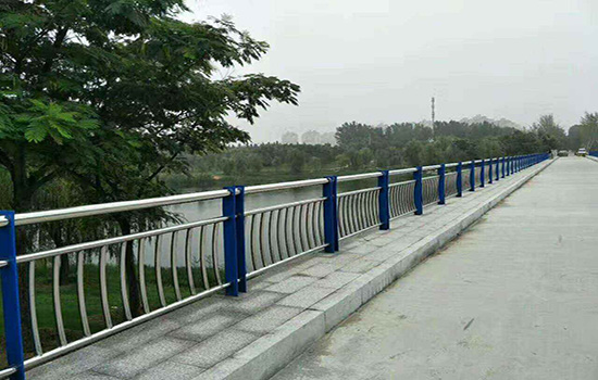 橋梁圍欄網