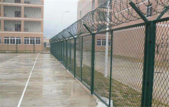 牢狱围栏网