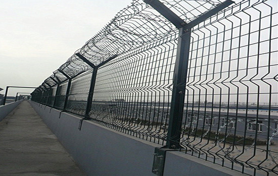监狱围栏